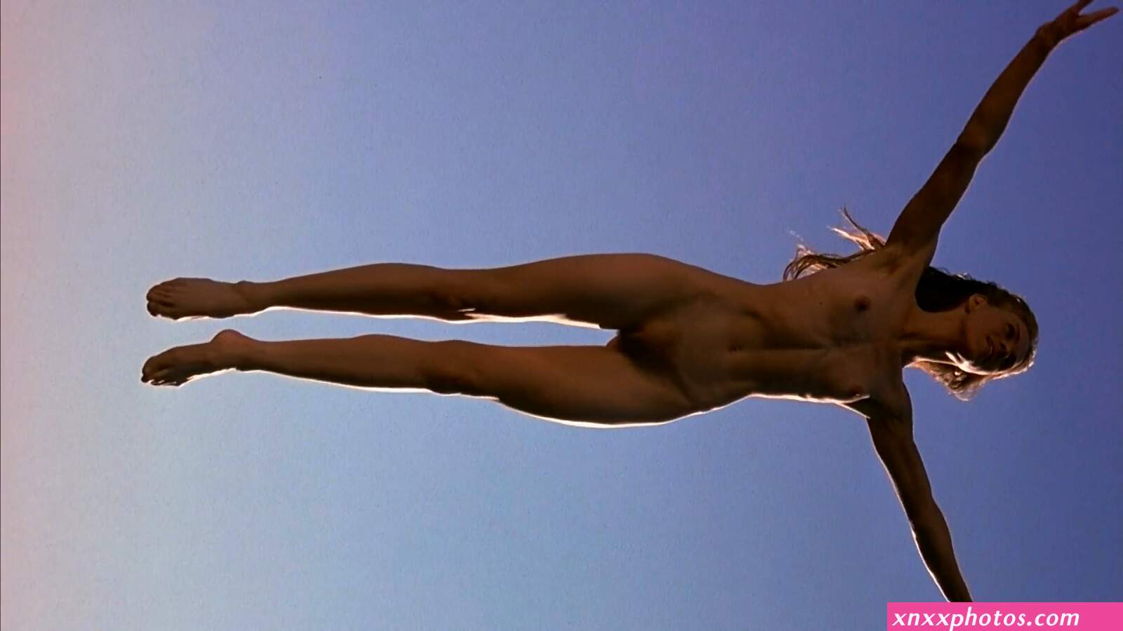Nude Video Celebs Robyn Adamson Nude Anna Gunn Nude Mary Steenburgen Sexy Best Sexy Photos